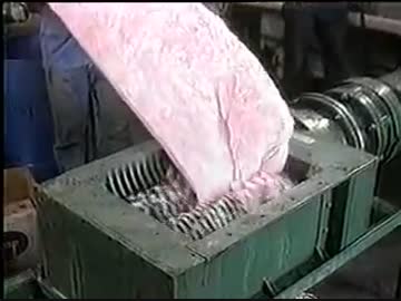 なんでもシュレッダー（多分金属以外）