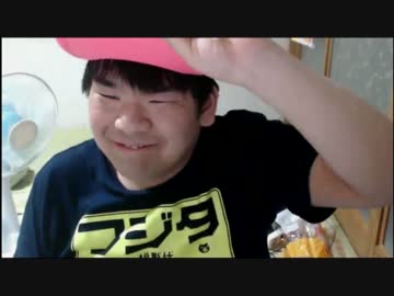 【ミート源五郎】直伝のドラミングを披露する