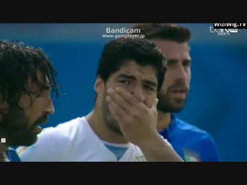 噛み付きスアレス