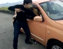 ジョニー先生の車両襲撃;Mr. Johnny's vehicles attack