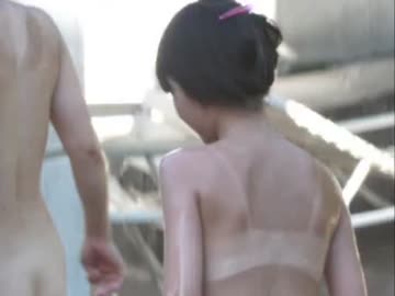 日焼け跡ってエロい