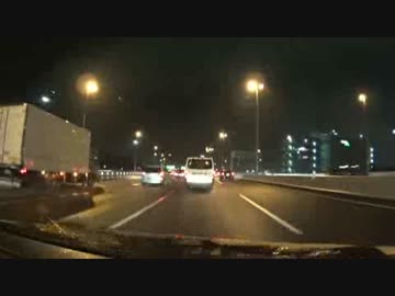 雷雨の中、湾岸線を走る　2/5