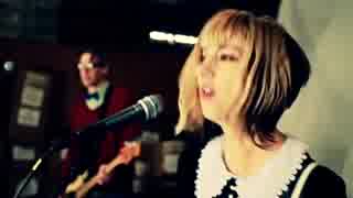 The Muffs "Weird Boy Next Door" (Official MV)