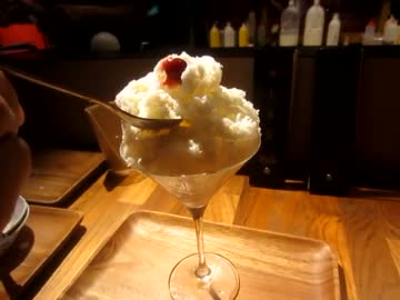 かき氷カフェ＆ＢＡＲ『ｙｅｌｏ』でお酒が入ったかき氷
