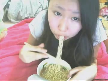 「男性専用カップ麺食べるダイジェスト！」【ももえり】.wmv