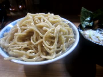 【大盛り】聖の超濃厚魚介とんこつつけ麺メガ盛り１ｋｇ