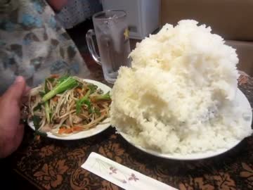 【大盛り】クレインの肉ニラ定食普通盛りはライス超モッコシ