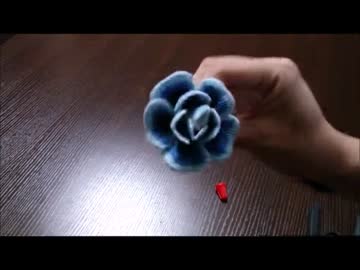 立体刺繍(スタンプワーク)でばらを作る