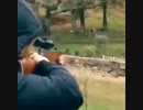 ライフルで缶を撃ち落としたと思ったんだ