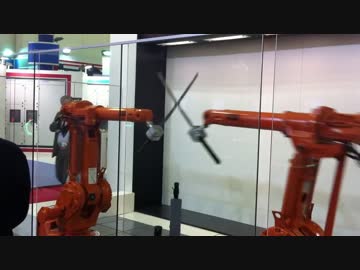 何かが違うロボットの真剣勝負