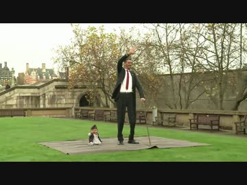 最も背が「低い」男性と「高い」男性、初対面