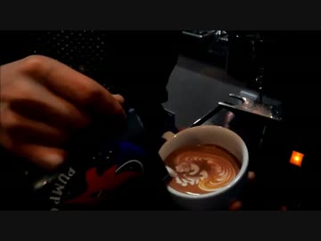 ラテアート練習中：④