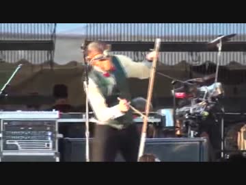 Les Claypool Monkey Mask jams