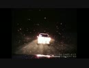 警察犬が間一髪でパートナーを守る！
