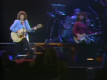 REO Speedwagon - Take It on the Run