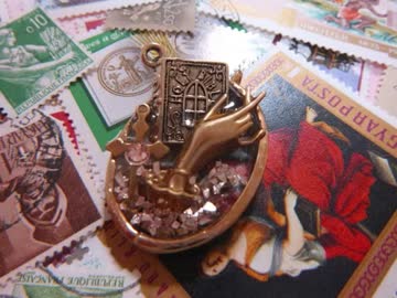 【レジン】空枠でアクセサリーを作る。