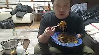 こうきゃの飯配信(2015.1.17)焼きソバ 食事編
