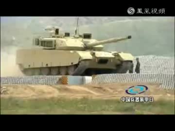 中国の新型輸出向け戦車　MBT-3000