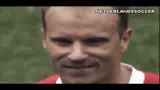 Dennis Bergkamp • A Living legend