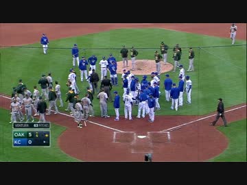 ロイヤルズ・アスレチックス、報復死球で一触即発