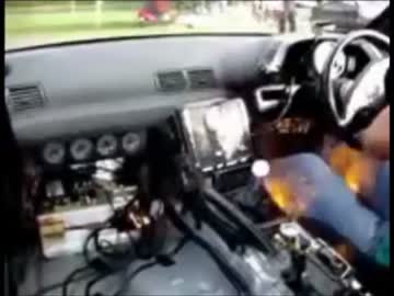 [ワイルド] GT-R 交通事故映像集 1 [スピード]
