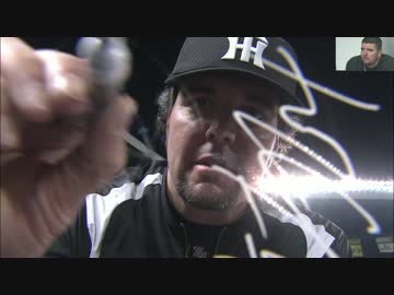 【阪神】メッセンジャー サインしようとするもインクが切れる