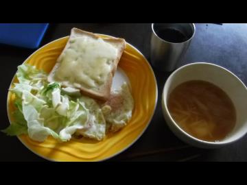 朝食作るよ　2015年5月6日