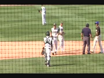 ４人がかりで華麗にランナーを騙した演劇風隠し球。