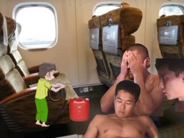 新幹線に乗り込んで焼身自殺を謀るSZK.mp4