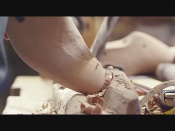 ロンドンの老舗革靴店に勤務する日本人女性の靴職人