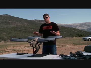 マシンガン搭載クアッドローター（プロトタイプ）