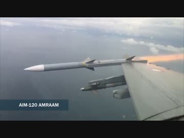 標的機をミサイルで撃墜