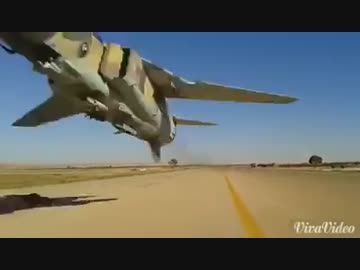 【リビア】　MIG-23　超低空飛行