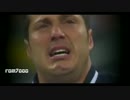 有名なサッカー選手の感動的な泣き