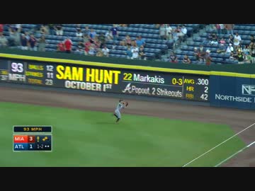 イチロー、ランニングキャッチでピンチを救う