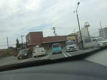 蘇った大物Youtubeｒ、不真面目なマクド店員を一喝