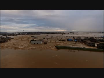 鬼怒川の堤防決壊箇所を国土地理院がドローンを使って撮影した映像