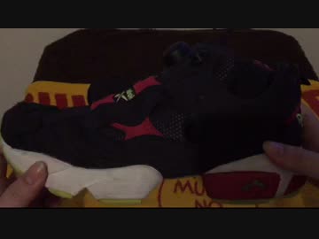 小声気味で"お気に入りのスニーカー"紹介する。(Part2)