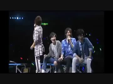 Free! ジャケ写のポーズをする声優たち。