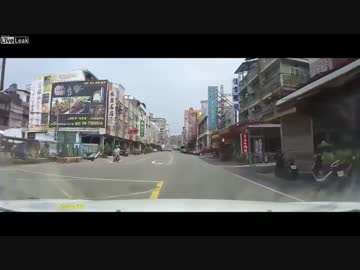 【台湾】当たり屋を華麗にスルーする台湾人【じじい】