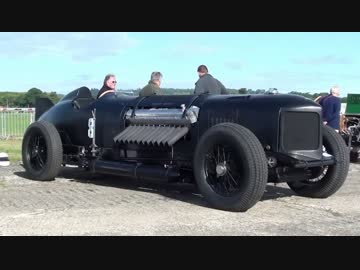 ４万2千ｃｃ　Ｖ12エンジンを搭載した車　パッカード・ベントレー