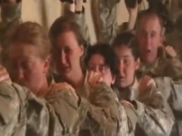 【過酷】　ガスの充満した部屋でガスマスクを外す訓練