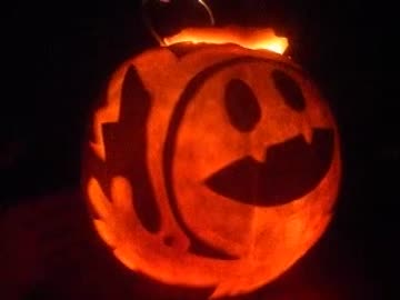 ハロウィンかぼちゃで「女神転生 ジャックフロスト」彫ってみた