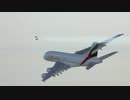 エミレーツ航空A380と人間が編隊飛行！？「Emirates: #HelloJetman」