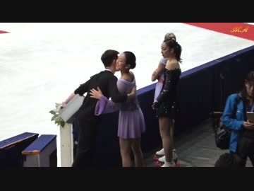 浅田真央　本郷理華　中国杯　前方斜め横から見た表彰式！【観客席Ver.】