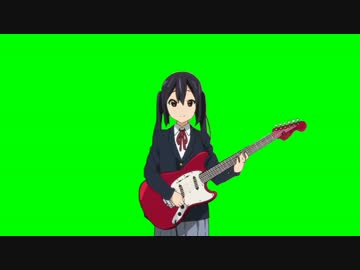 ギターを弾くAZNK.mpKION