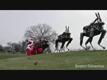 かわいいかわいいBigDogちゃんたちがプレゼントを運んでくるようです