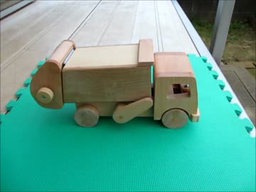 ゴミ収集車２号