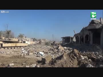 イラク軍が自爆特攻するISISの車を迎撃