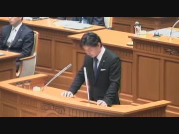 大阪ヘイトスピーチ条例案審議中にカラーボールが投げ込まれる